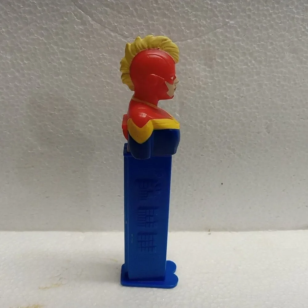 Captain Marvel Pez Dispenser Marvel Universe